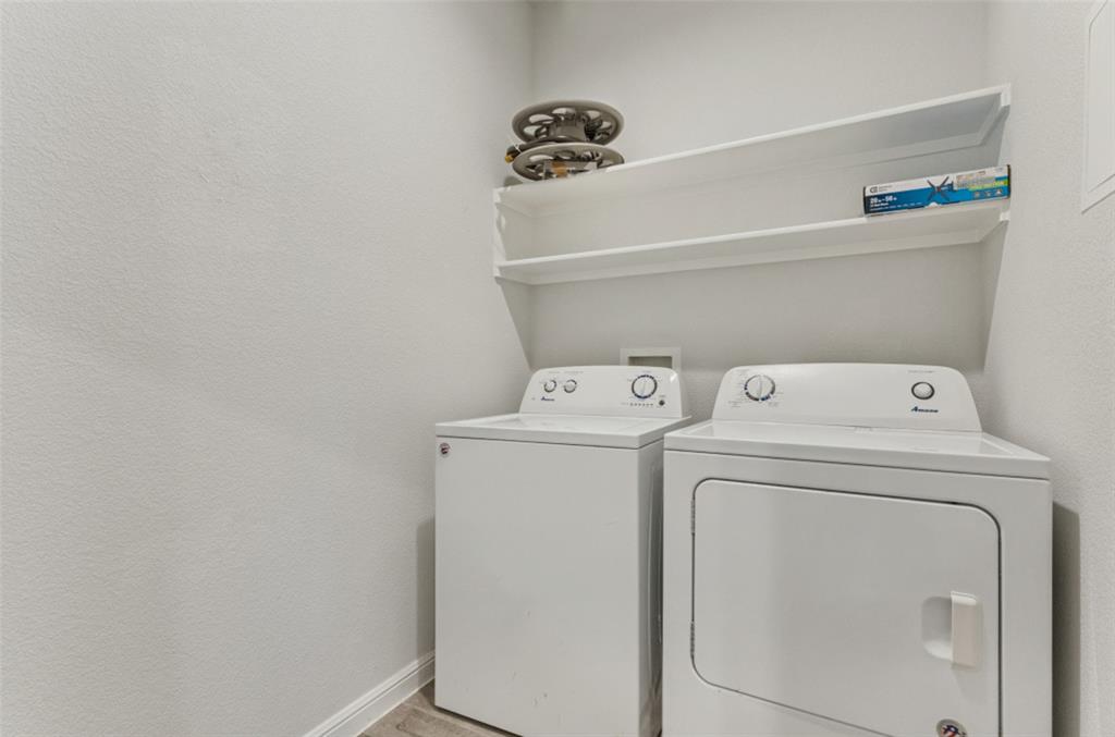 Twin Mills - Residential