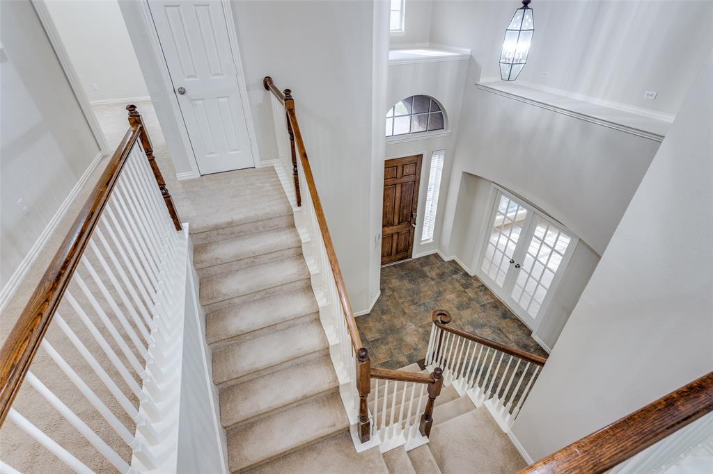 1633 Wood Creek Lane