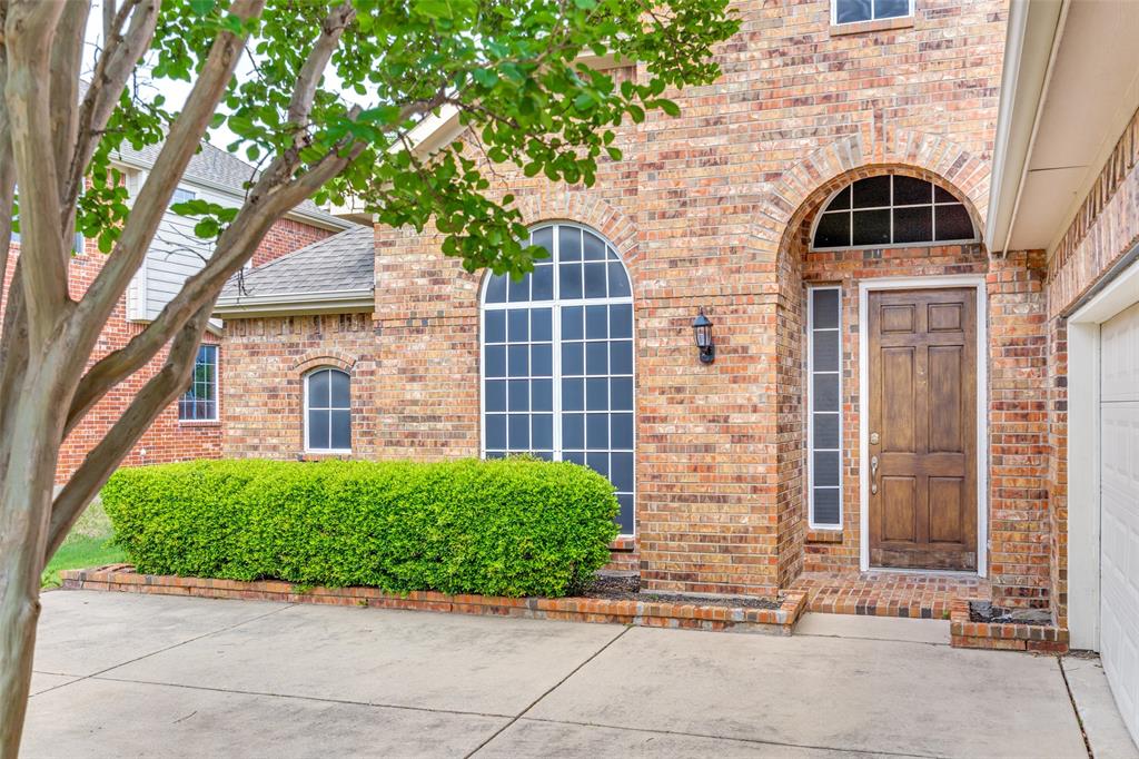 1633 Wood Creek Lane
