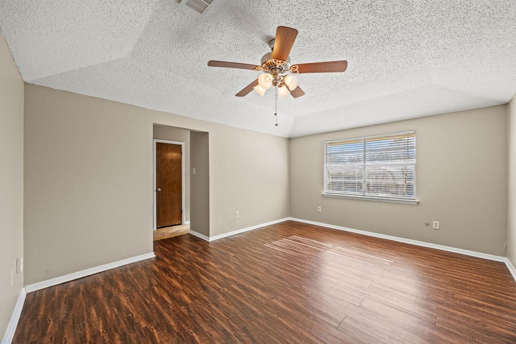 Meadowbrook East Add - Residential Lease