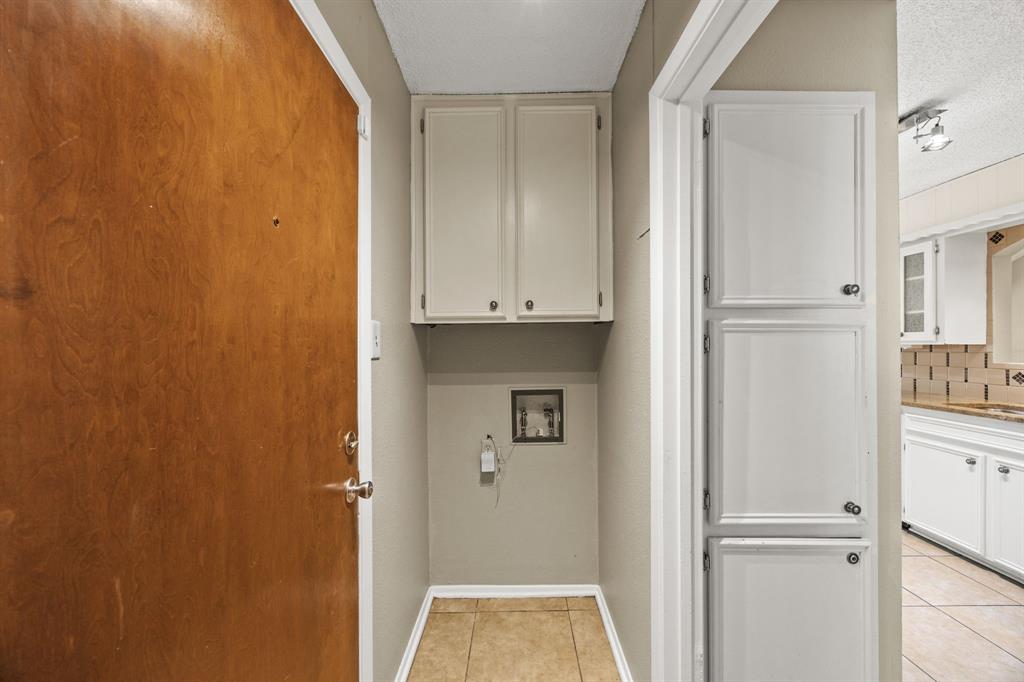 Meadowbrook East Add - Residential Lease