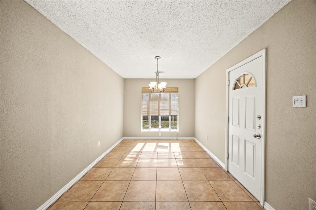 Meadowbrook East Add - Residential Lease