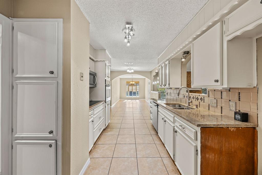 Meadowbrook East Add - Residential Lease