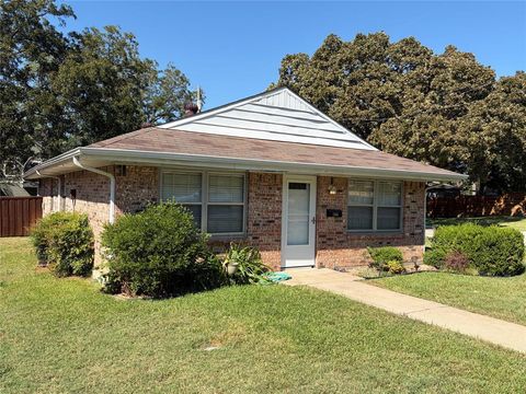 700 Barnes Street McKinney TX 75069