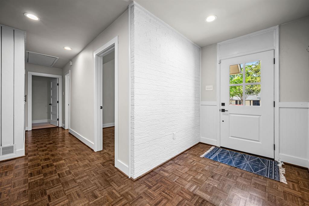 10656 and 10654 Sandpiper Lane