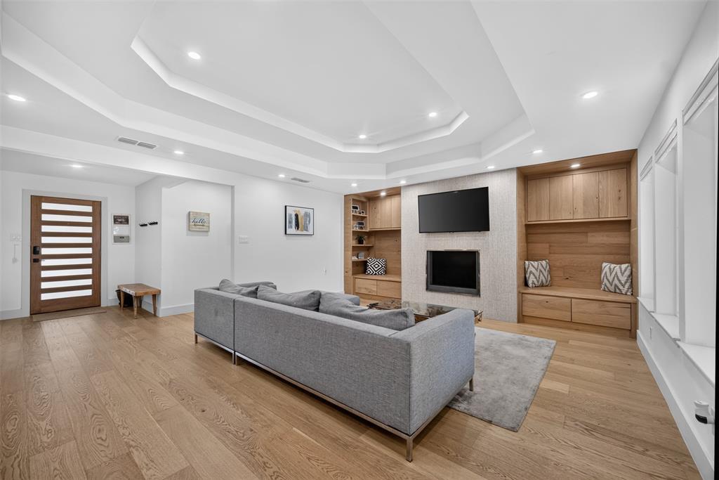 6621 Quail Ridge Drive