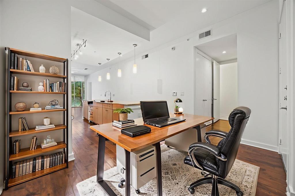 Mercer Square Condo - Residential