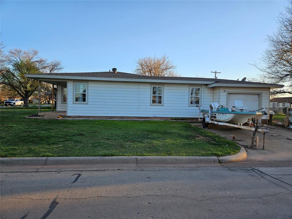 802 S Bowie Drive