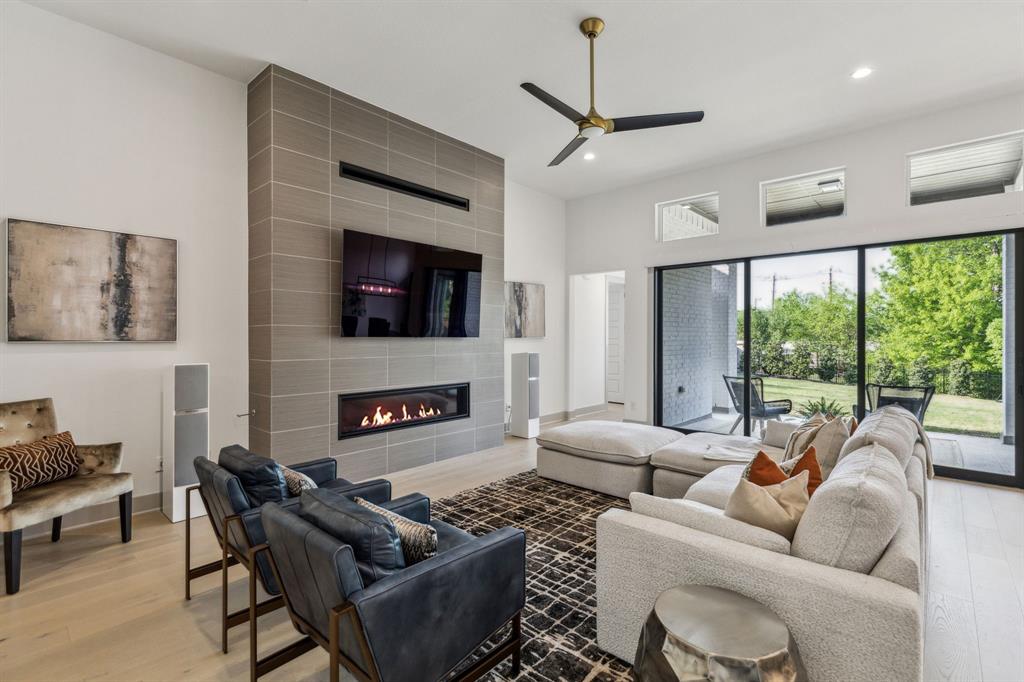 6252 Rocca Valle Drive