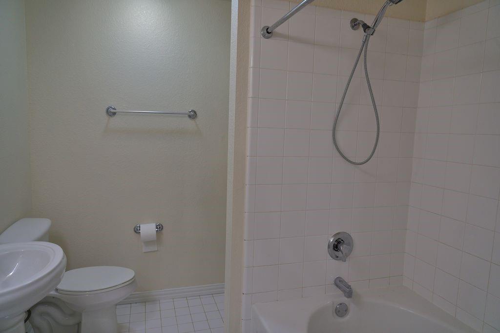 High Pointe Ph 5b - Residential Lease