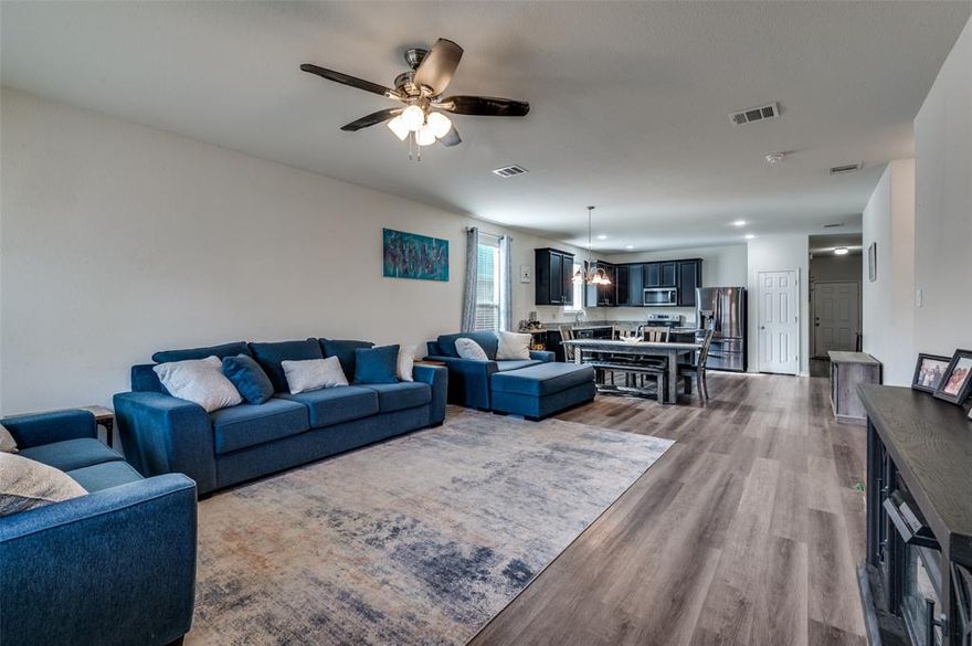 Perfect for first-time homebuyers or growing families, this beautiful open-concept 3-bedroom, 2-bath home offers both comfort and functionality. The spacious primary suite features a walk-in closet and a private bath with a separate soaking tub and walk-in shower. The open living and dining areas create an inviting space for everyday living and family gatherings. Step outside to a large backyard ideal for children, pets, playtime, or entertaining. Located in the desirable West Fork Ranch subdivision, the community HOA offers exceptional amenities including two swimming pools, a dog park, scenic walking trails, and two playgrounds—providing a true neighborhood lifestyle with something for everyone. ***Buyer or Buyers Agent to verify all info.