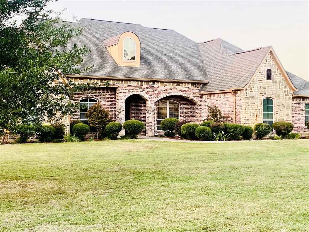 Photo of 307 County Road 3640, Sulphur Springs, TX 75482 (MLS # 21077194)
