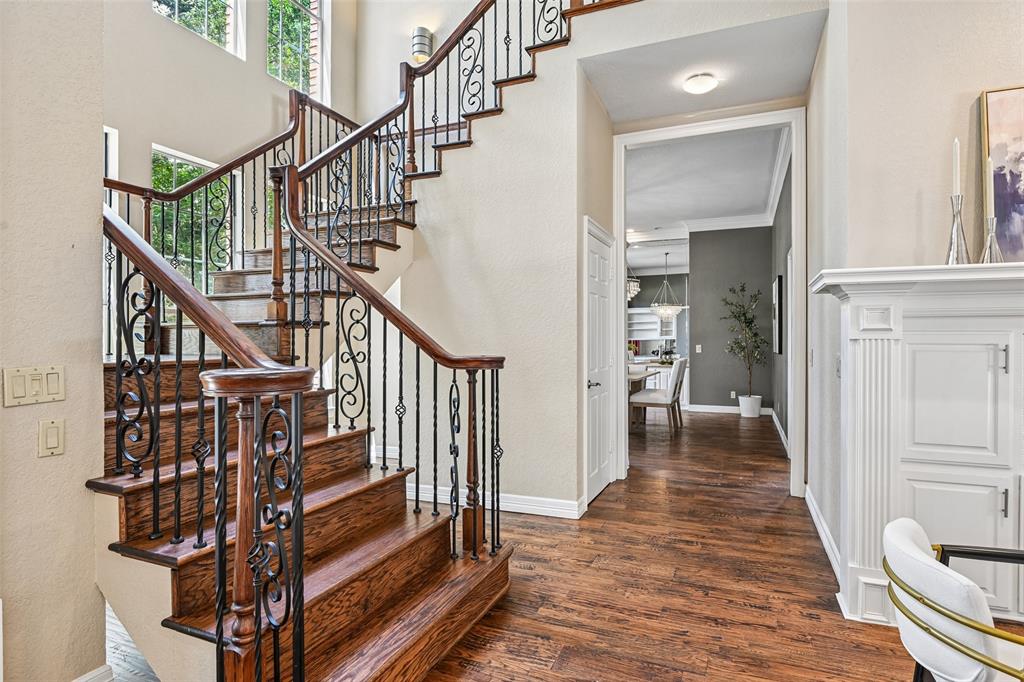 2312 Stonegate Circle