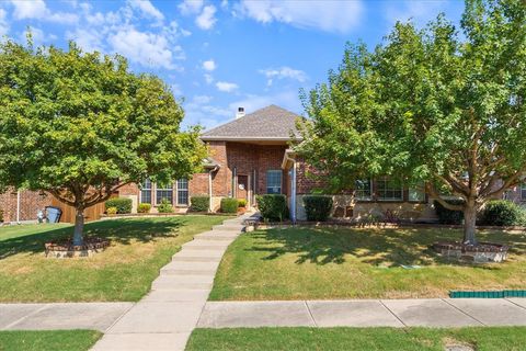 Photo of 2924 Broken Spoke Lane, Rockwall, TX 75087 (MLS # 21212326)