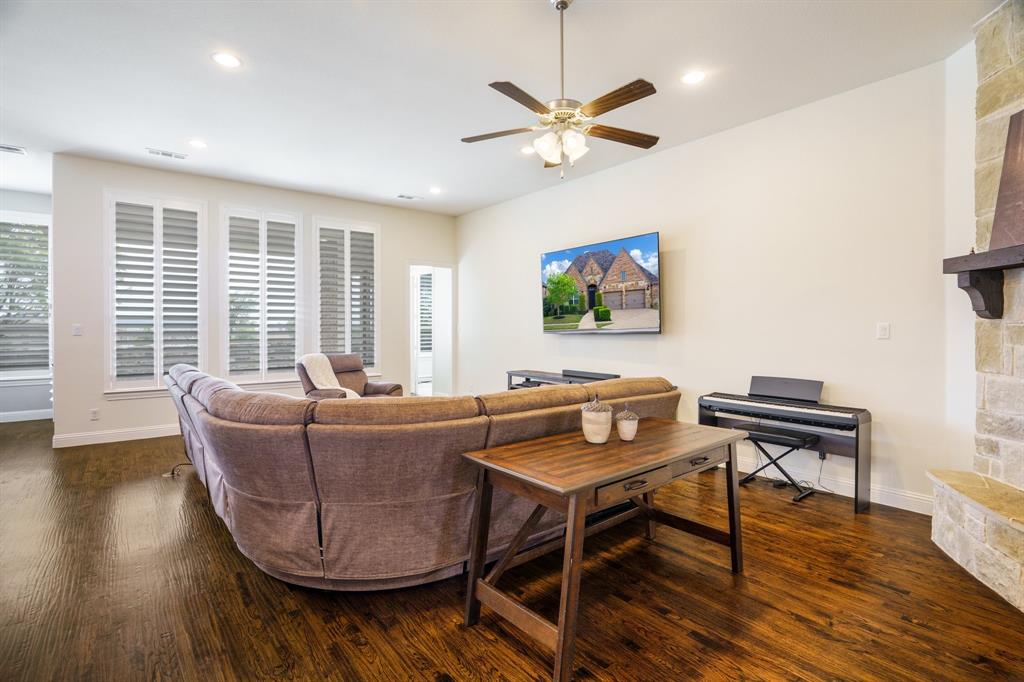 6309 Savannah Oak Trail
