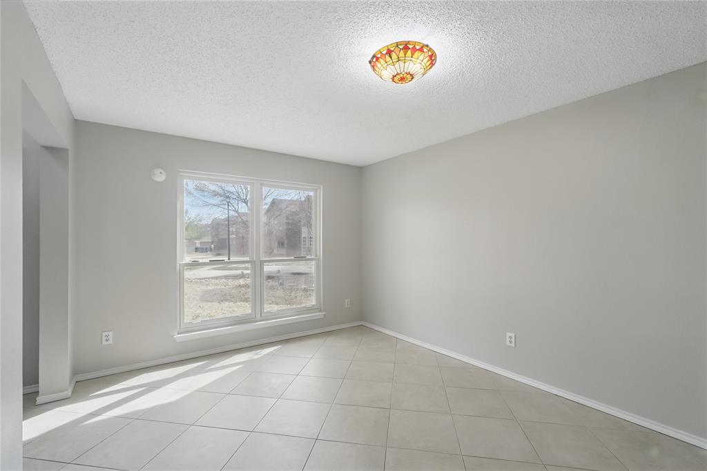 Flower Mound, Texas 75028, United States, 5 Bedrooms Bedrooms, ,3 BathroomsBathrooms,Residential,Active,97674