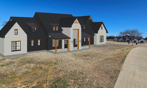 313 Mint Ridge Drive Burleson TX 76028