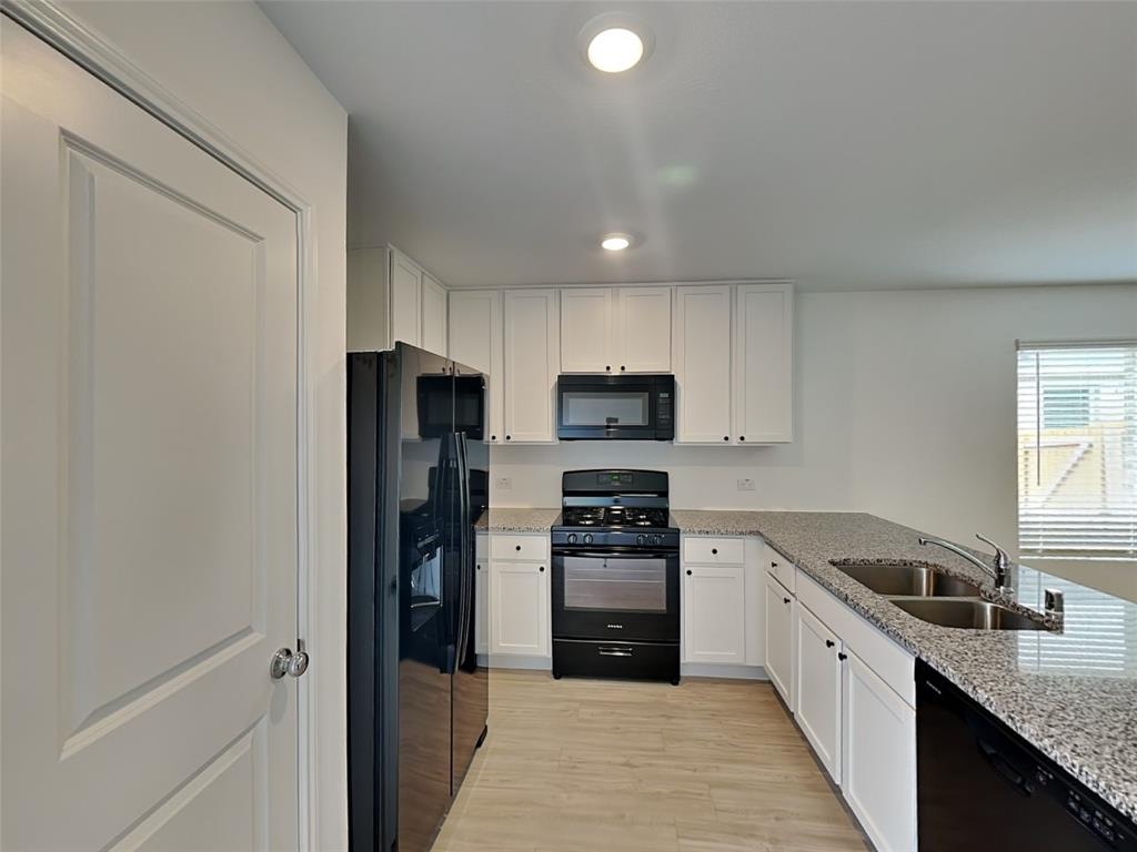 Madero Ph 4 - Residential Lease