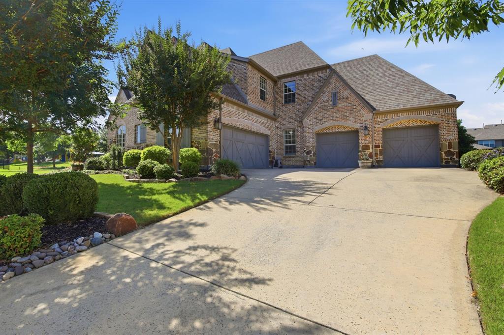 4001 Badenoch Way