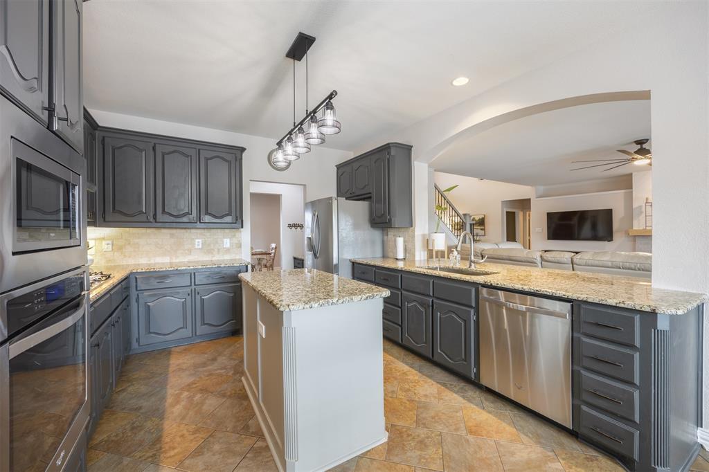Lucas, Texas, 75002, United States, 4 Bedrooms Bedrooms, ,3 BathroomsBathrooms,Residential,Active,2052034