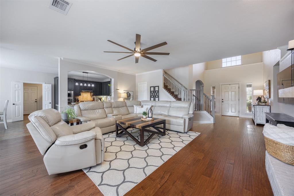 Lucas, Texas, 75002, United States, 4 Bedrooms Bedrooms, ,3 BathroomsBathrooms,Residential,Active,2052034