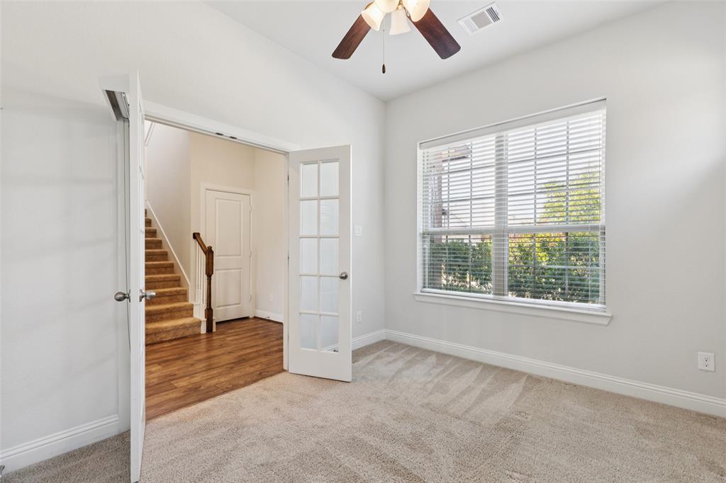 905 Plaza Lane