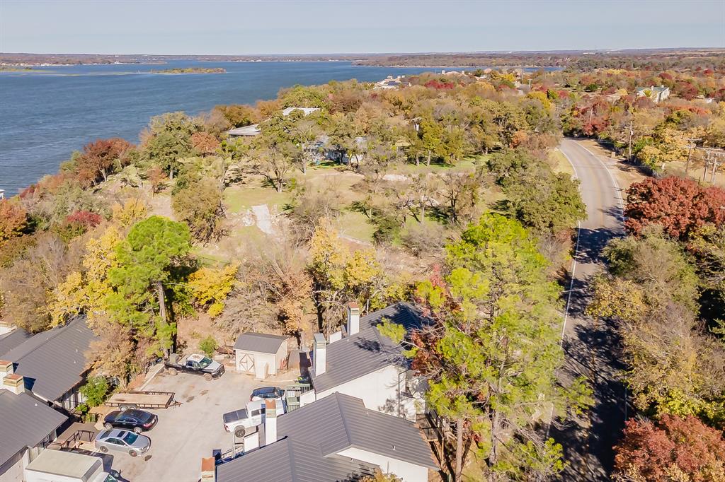 Chart House Condo The - Residential