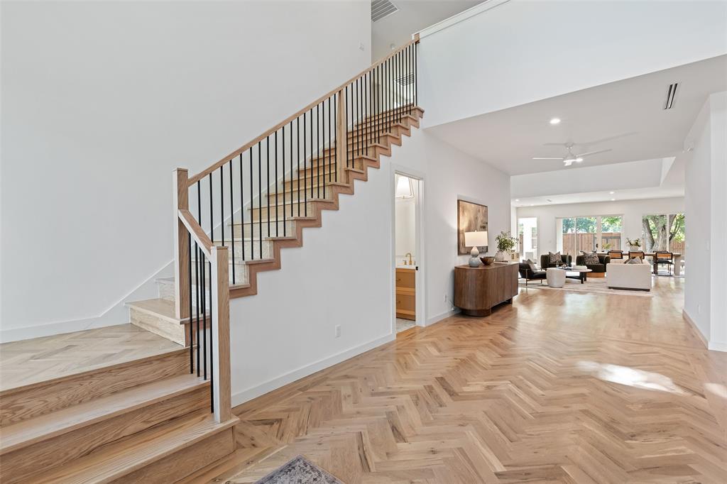 10565 Cromwell Drive