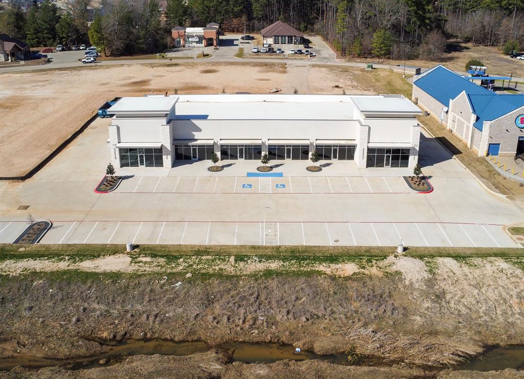 OAK HILL U - 27 - Land