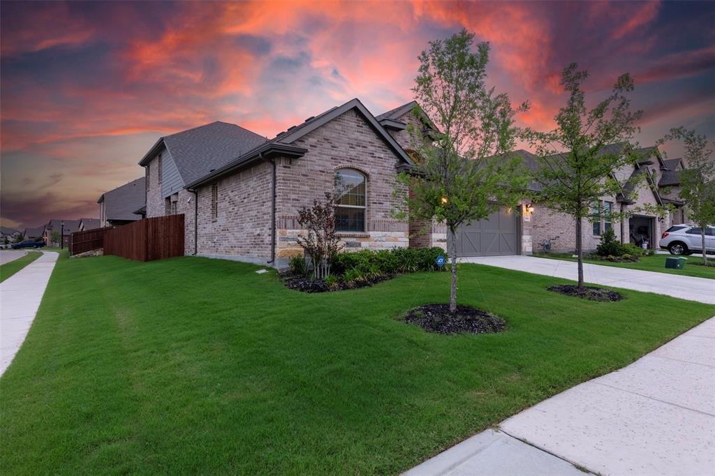 3036 Lionsgate Drive