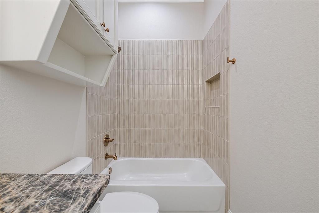 West End @ Val Verde - Residential