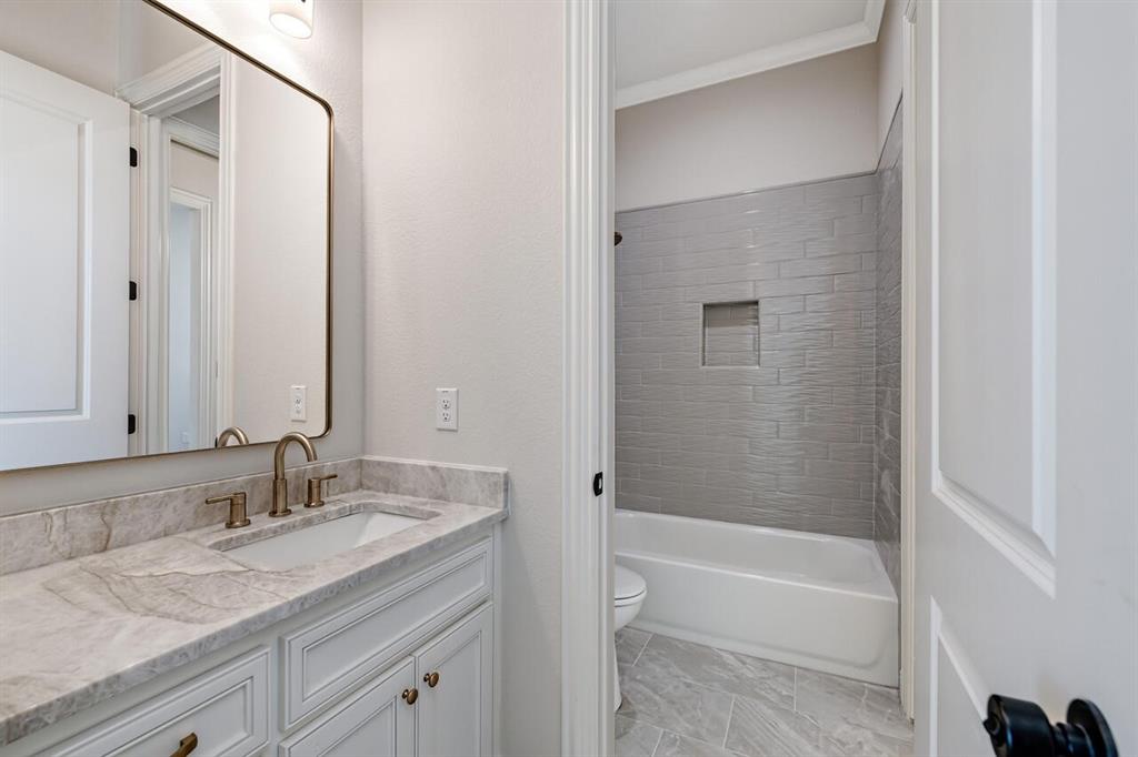 West End @ Val Verde - Residential