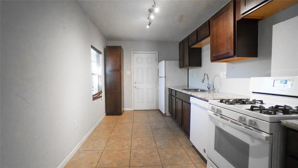 Elmwood Add - Residential Lease