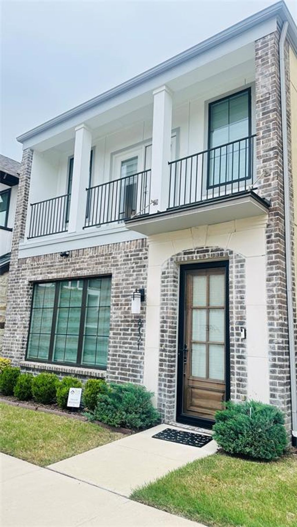 Photo of 8121 Bromley Drive, Dallas, TX 75231 (MLS # 21268995)