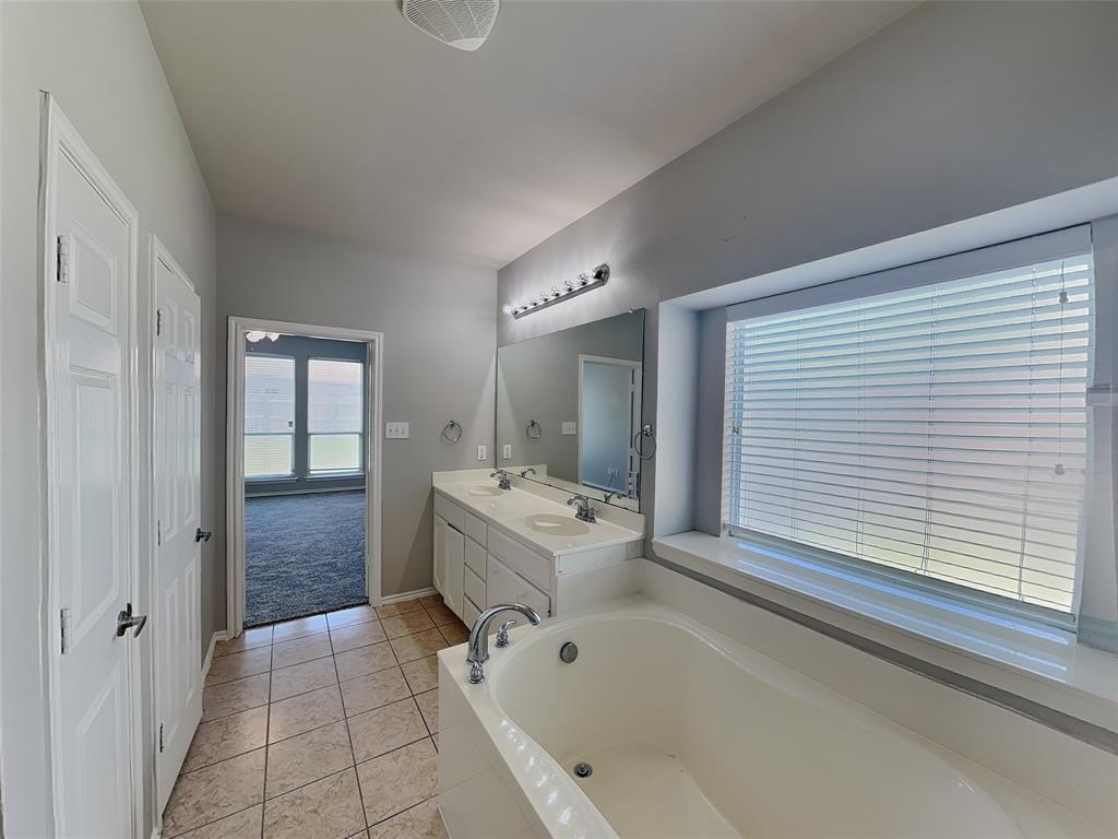 Summer Creek Ranch Add - Residential Lease