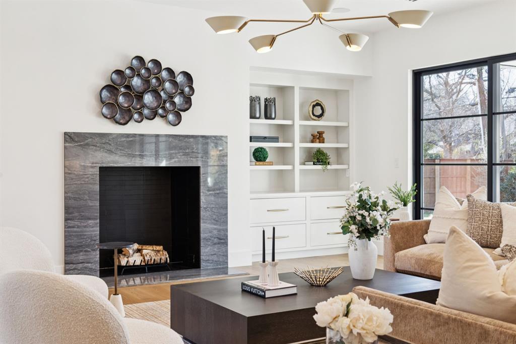 FOREST HILLS - Residential