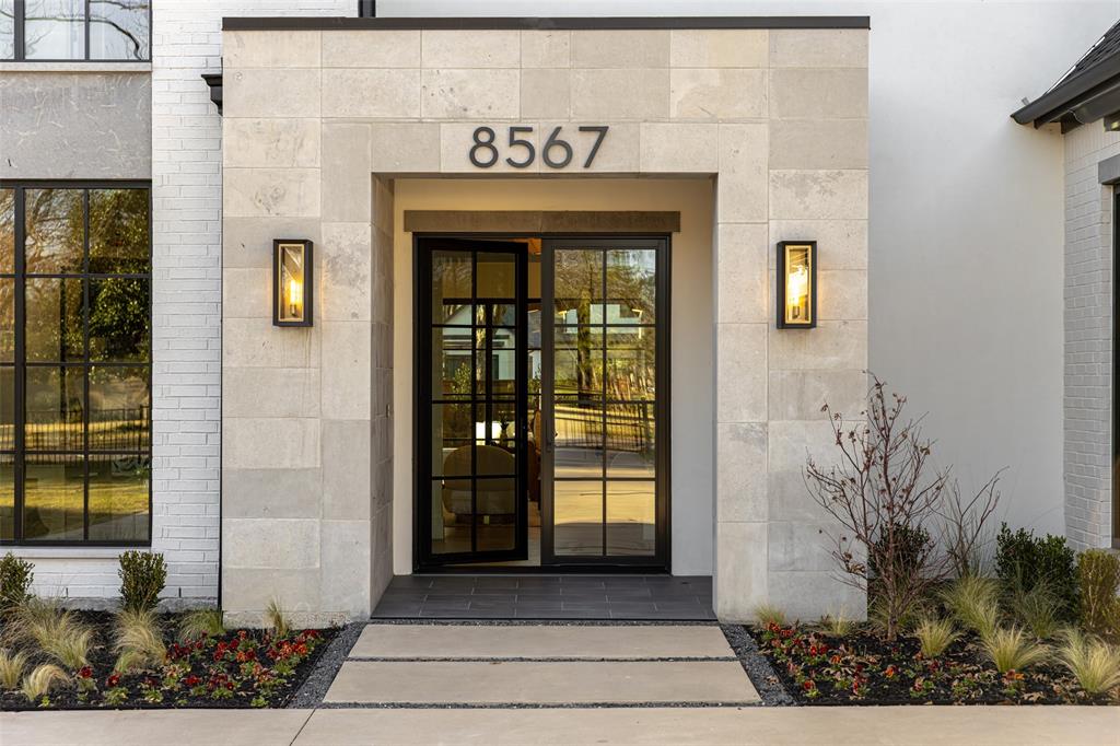 FOREST HILLS - Residential