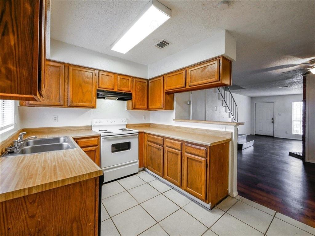9499 Olde Village Court