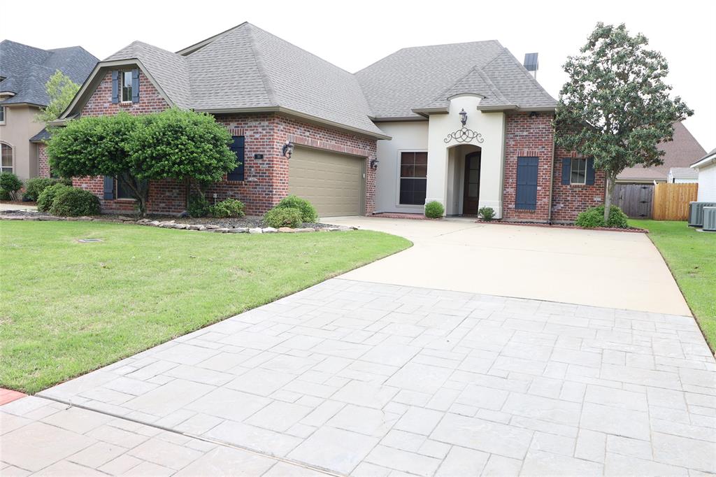 St Charles Court Village 01 - Residential Lease