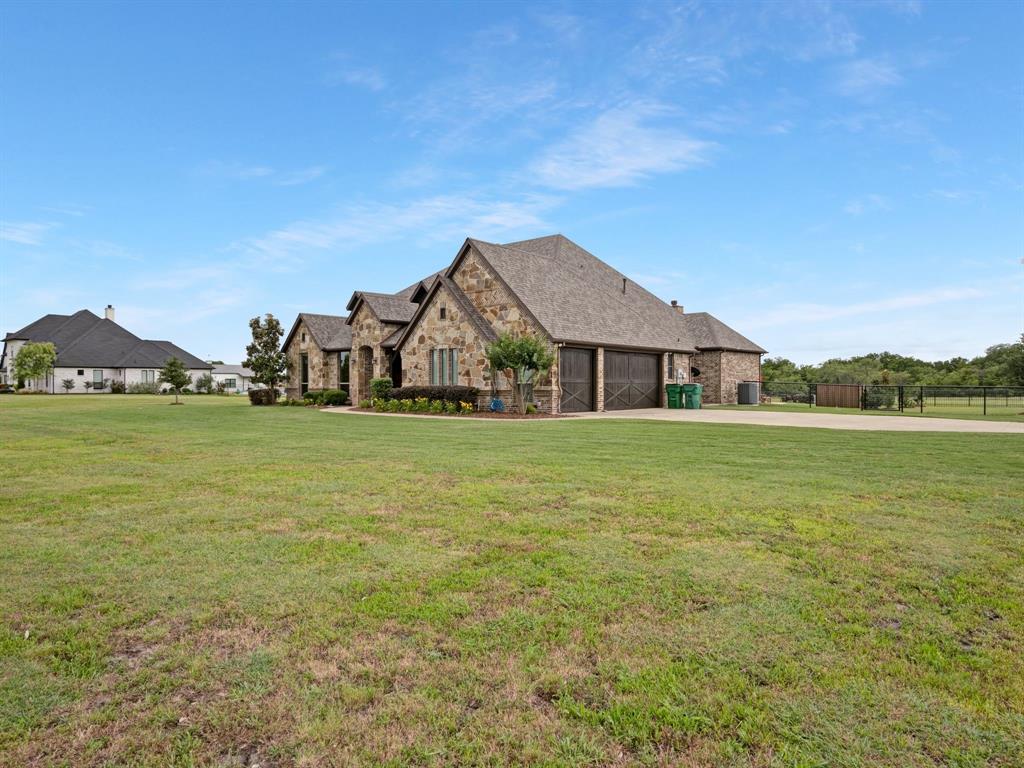 436 Highbluff Trail