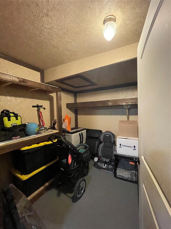 Lazy Oaks - Residential