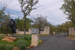 8 Summit Oaks Circle