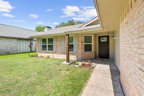 Photo of 212 Mapleridge Drive, Rockwall, TX 75032 (MLS # 21290301)