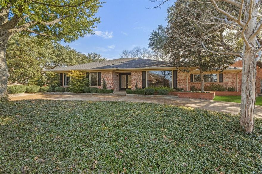 Welcome to this stunning 3-bedroom, 2-bathroom, 2,156 SF transitional-style home nestled on a spacious corner lot in the highly sought-after Merriman Park North neighborhood of Dallas. The owners have thoughtfully updated and maintained the home, including fresh paint, a new HVAC, and cosmetic renovations throughout. A comprehensive list of updates is included in Transaction Desk.
The living areas feature large picture windows, which flood the home with natural light, along with a recently updated custom gas fireplace, wiring for TV above the fireplace, and surround sound. The galley-style kitchen features granite countertops, stainless steel appliances, ample storage, and a cozy breakfast room. The primary suite includes an en-suite bathroom with a custom shower and walk-in closet. The second bedroom includes a giant walk-in closet. The third bedroom makes a perfect nursery, home office, workout studio, or child's bedroom.
This expansive 0.23-acre lot is lushly landscaped, and the backyard features a tiled and shaded seating area, putting green, and canopy for an outdoor grill area. The home also features an attached 2-car garage.
Merriman Park North is a beautiful enclave of Lake Highlands, which feeds into Merriman Park Elementary. The neighborhood provides ideal positioning for proximity to local retail, quick access to 75, and only 15 minutes from Preston Center and Preston & Royal.
Showings start Tuesday, 1-27.