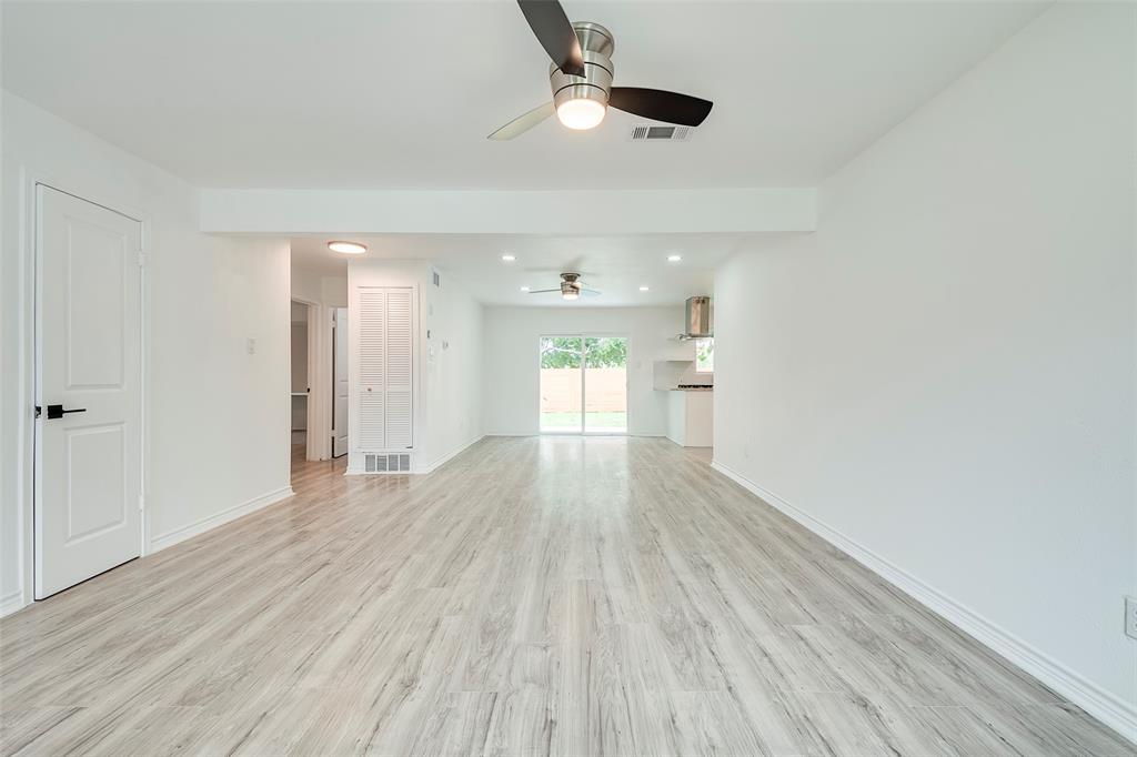 864 Rainbow Trail