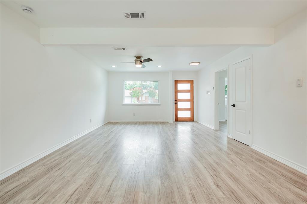 864 Rainbow Trail