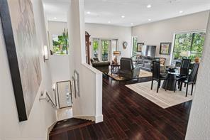 4111 Newton Avenue 32