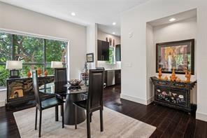 Twnhms 4111 - Residential