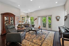 Twnhms 4111 - Residential