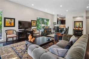 Twnhms 4111 - Residential